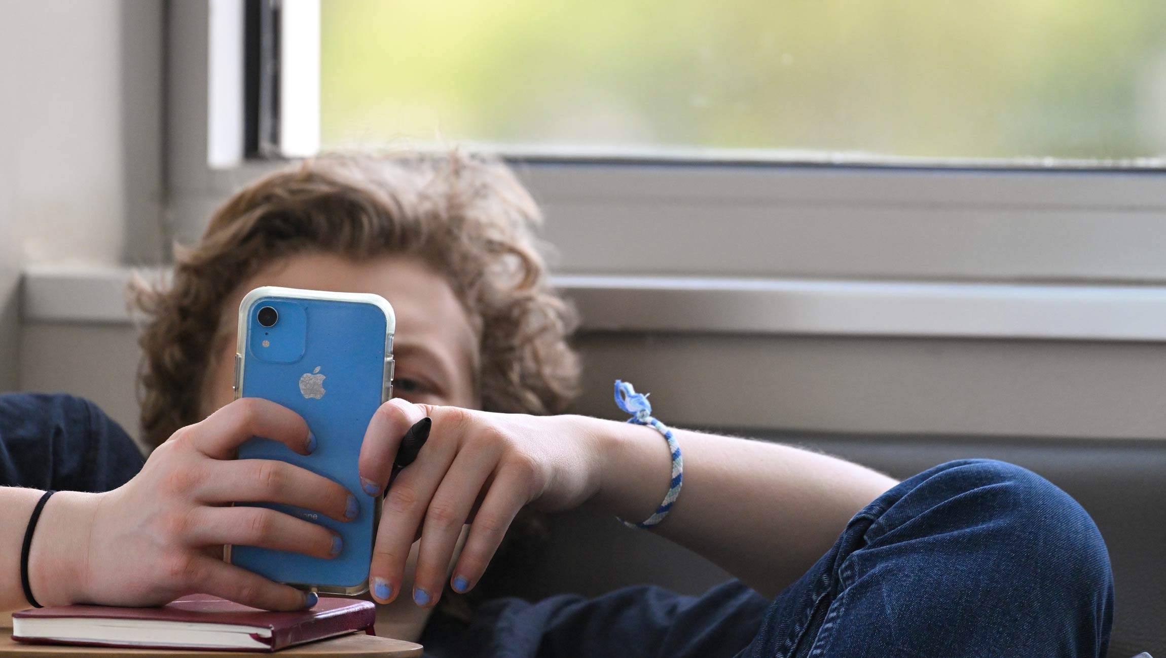 Article thumbnail for WVU research reveals possible link between teen personalities, social media preferences and depressive symptoms