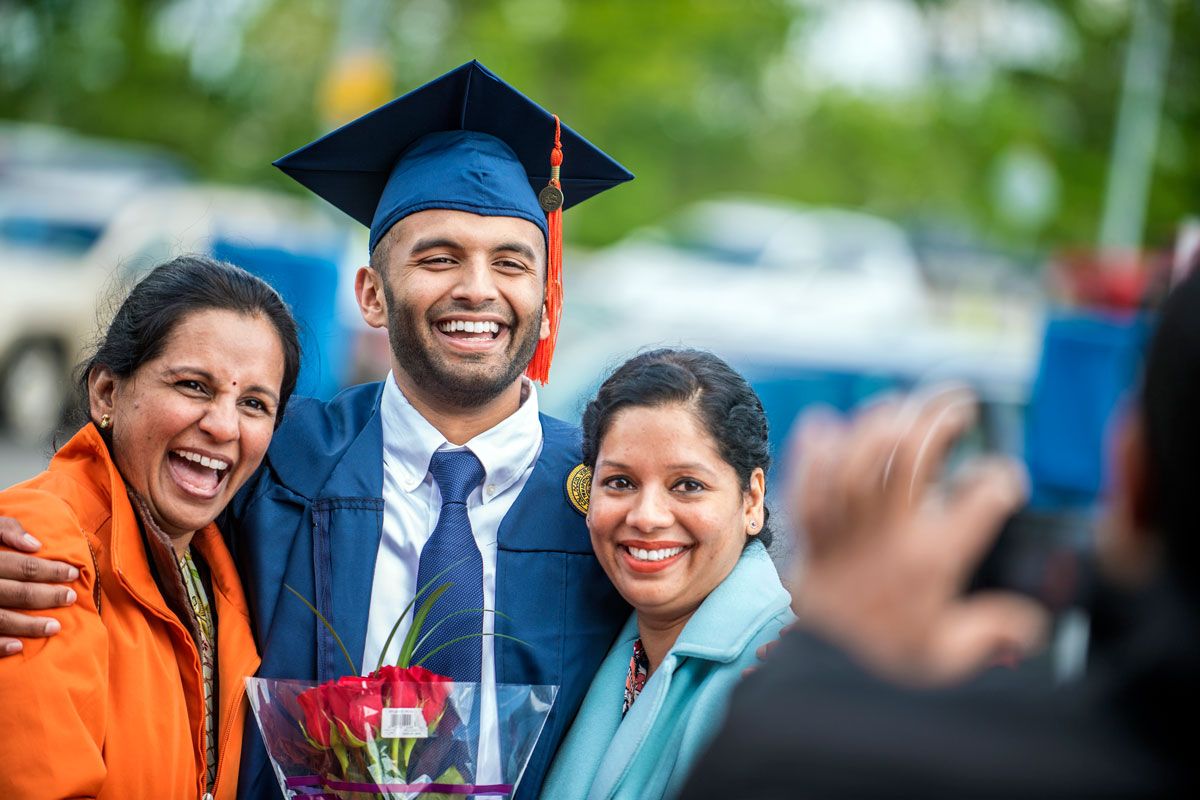 Grad Fest Calling All Grads to Celebrate at GradFest on May 10th | Eberly College ...